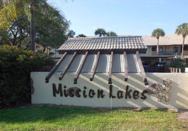 Mission Lakes of Venice grounds